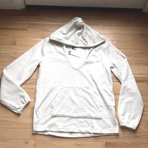 Z SUPPLY NWT SUPER CUTE AND ULTRA  SOFT TOP